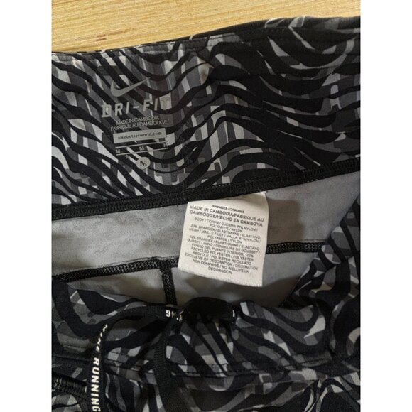 Nike women's size Medium Dri-fit leggings with drawstring and small pocket in th - Picture 10 of 14